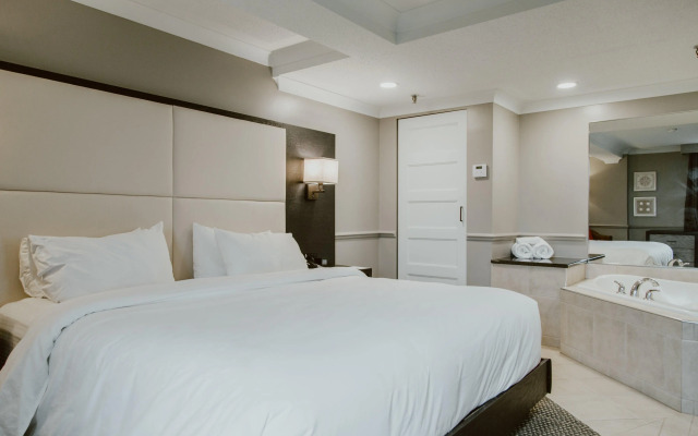 Crowne Plaza Fredericton-Lord Beaverbrook by IHG
