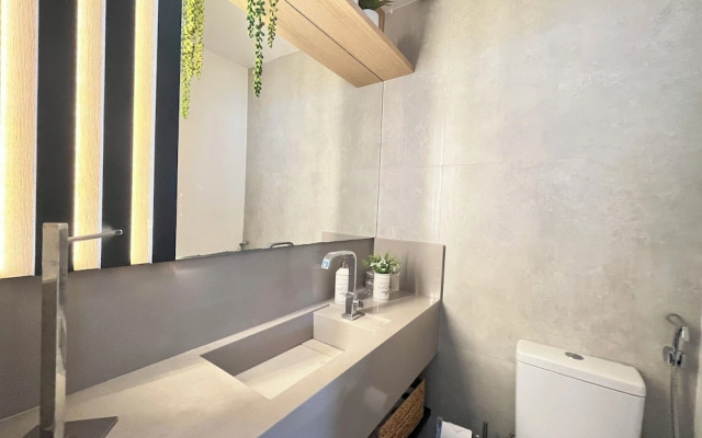 CM 304 - luxo conforto em frente ao mar