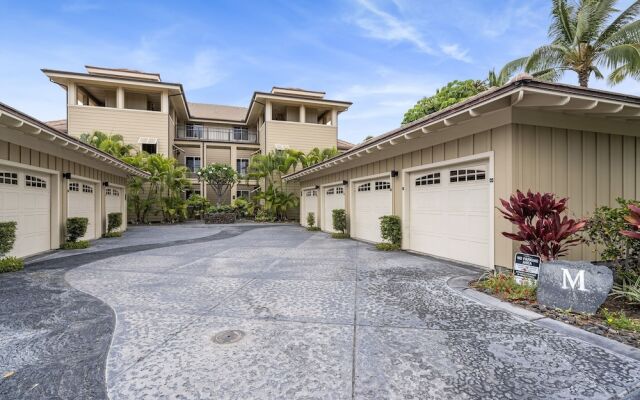 Waikoloa Beach S M2 2 Bedroom Condo by RedAwning