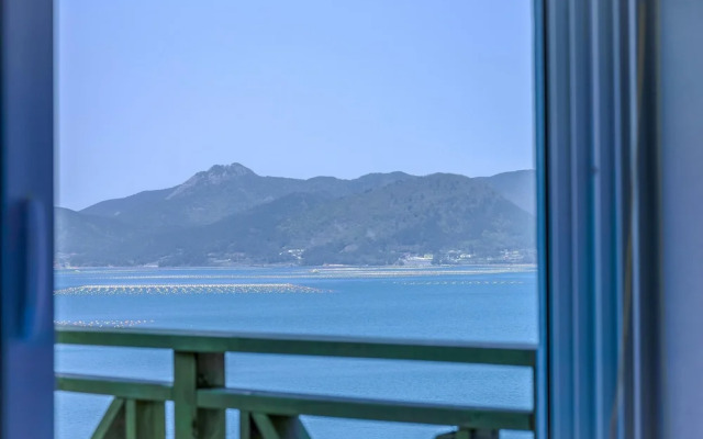Geoje Gabaestory Pension