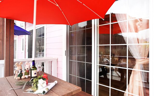 Buan Lakeside Pension