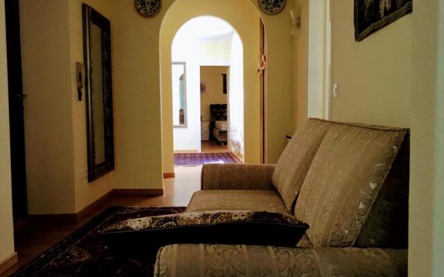 Central lakefront apartment