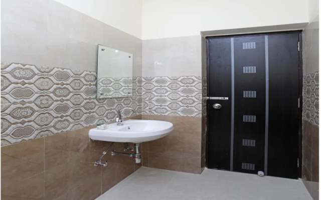 OYO Flagship 17172 Greenview Homestay