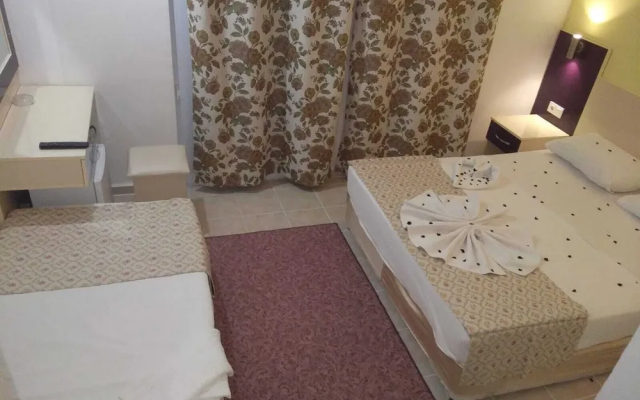 Elis Beach Hotel