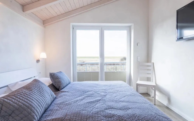 Exklusiv Eingerichtetes Ferienhaus in Strandnahe