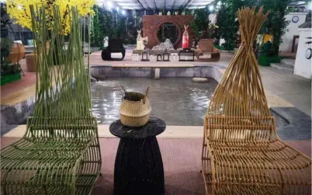 Yungu Xiangjiju Hot Spring Holiday Hotel