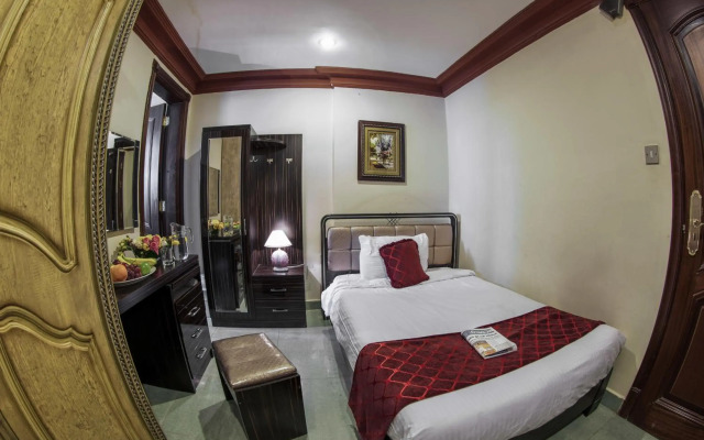 Sara Plaza Apartment Hotel
