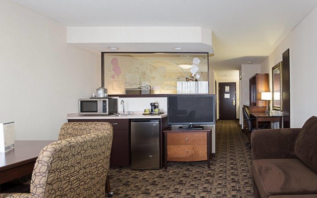 Shilo Inn Suites Hotel - Portland Airport