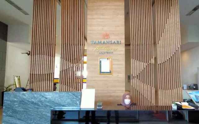 Tamansari Mahogany Apartemen by 7Rm