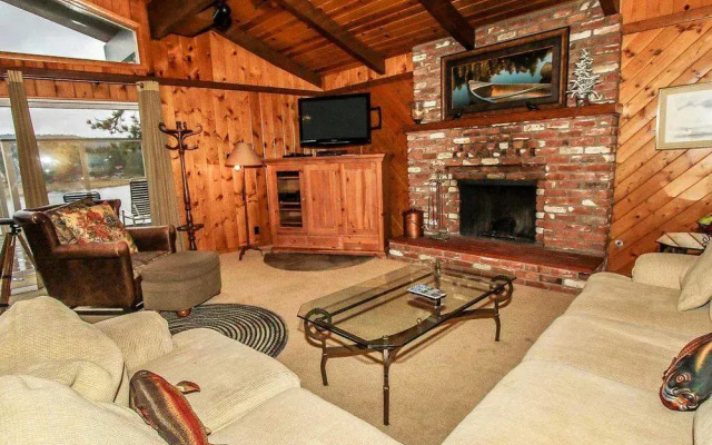 Lakefront Sanctuary #1306