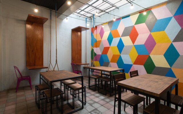 RedDoorz Plus @ Diola Villamonte Bacolod