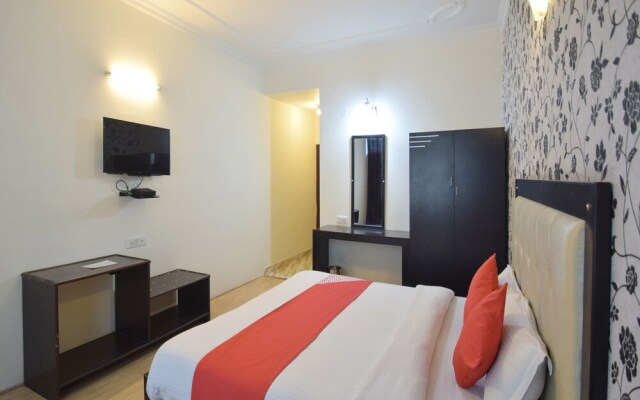 OYO 10186 Hotel Asia Holidays