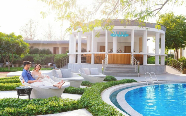 Courtyard Aravali Resort