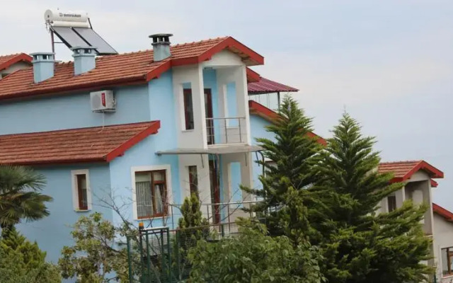 Sayın Villa