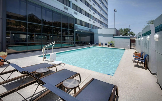 Courtyard by Marriott Austin-University Area