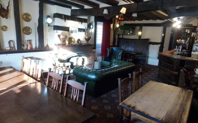 The Red Lion Inn Madley