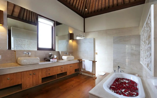 Villa Tiara Mas