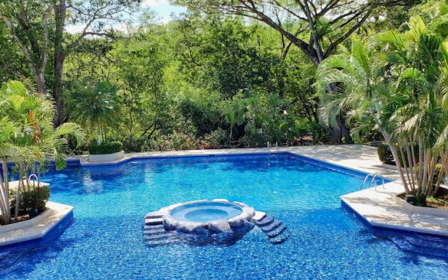 Papagayo Golden Palms Suites & Villas