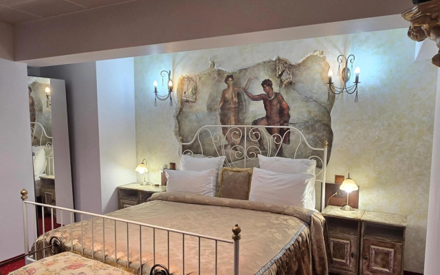 Grand Pier Hotel Old Town