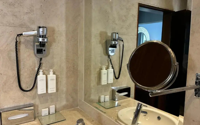 Отель Verdi Santarem