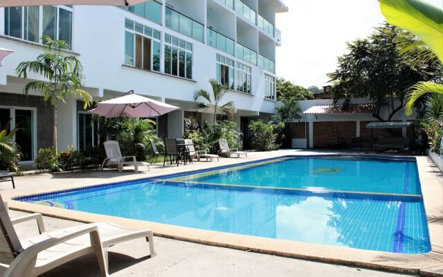 Hotel Rega Suites Guayabitos - Family & Kitchen