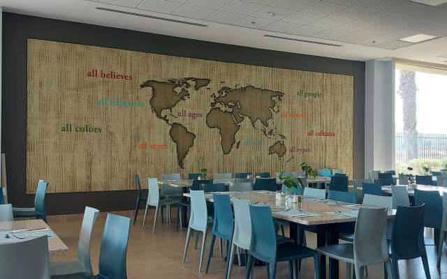 Gomeh by Isrotel Design