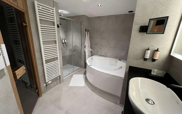 Best Western Plus La Fayette Hotel And Spa