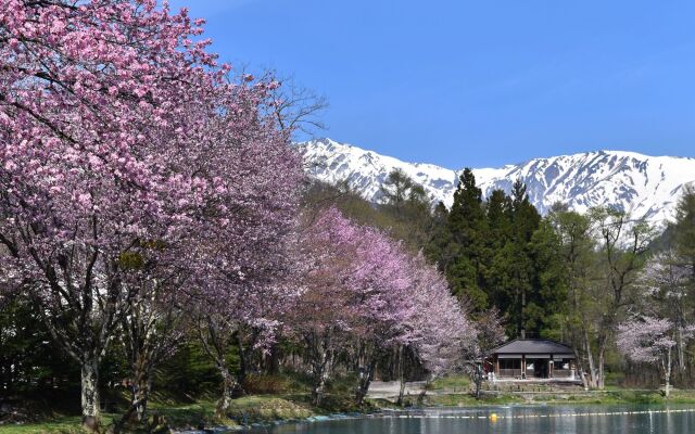 Hotel La Neige Higashikan