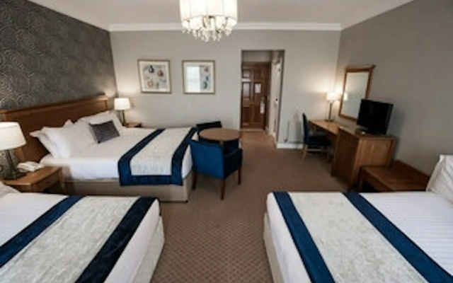 Clanard Court