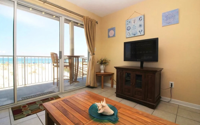 Romar Beach 101 by RedAwning