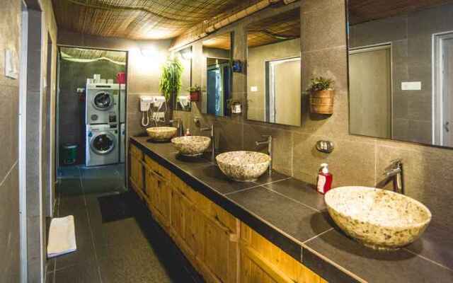 Traveller Bunker Hostel 1