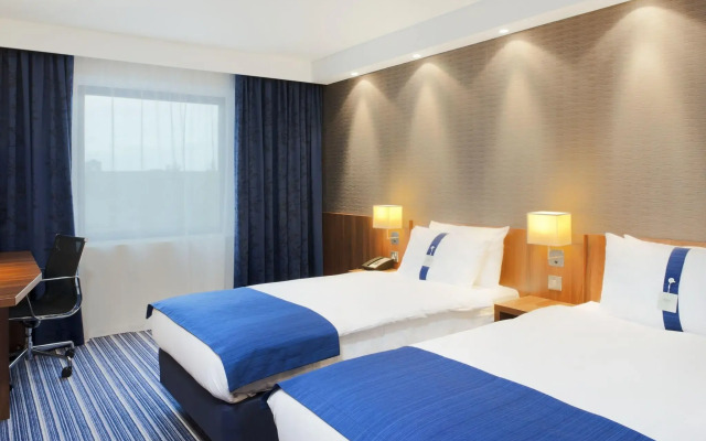 Holiday Inn Express London Heathrow T5 by IHG