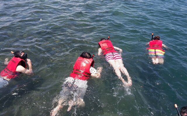 Sunborneo Island Resort