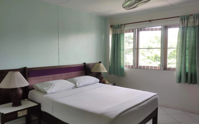 Changpuak Hotel