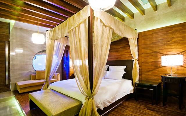 Royal Group Motel Ming Zu Branch
