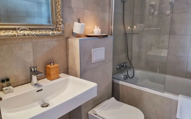 Apartments Etno Garden