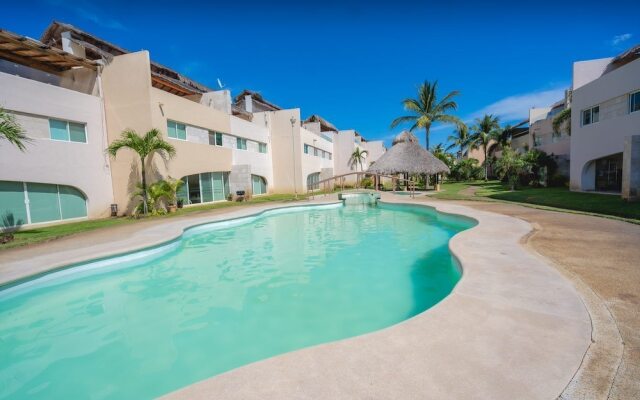 JUUB Luxury 3 Bedroom House at Playa diamante