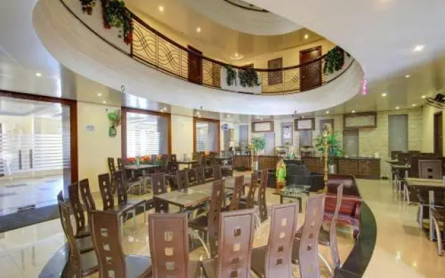 Kadambari Regency by OYO Rooms