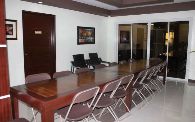 MC Hotel Lingayen