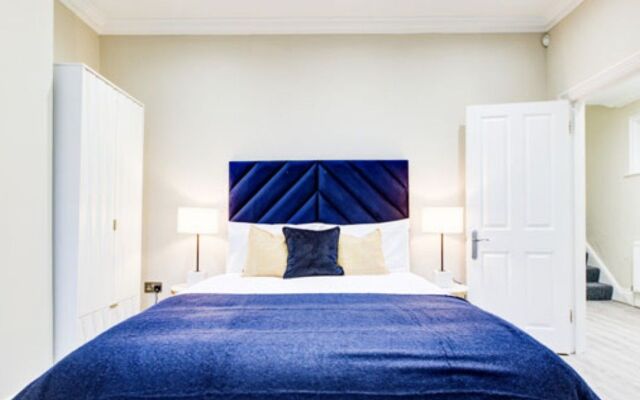 Hybrid Resi Battersea