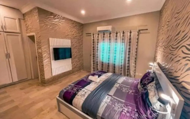 Granville Penthouse Apartments