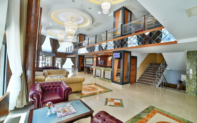 Marathon Hotel