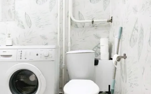 Династия на ул. Лесников, 25