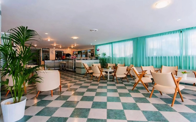 Hotel Baltic