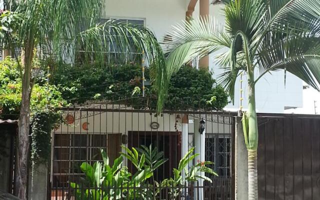 The Guaras Hostal - Hostel