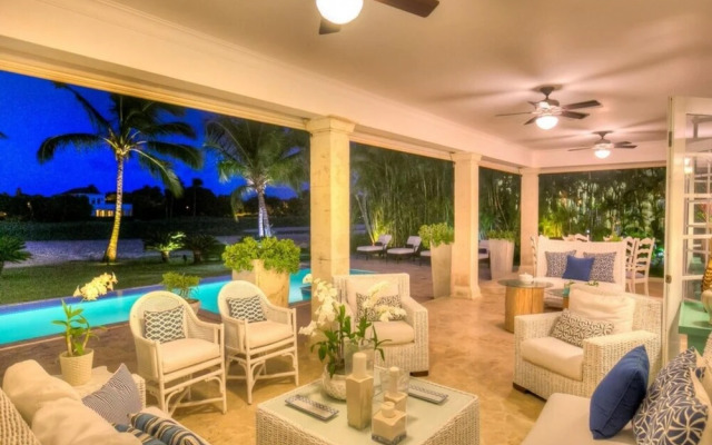 Sunny Vacation Villa 78