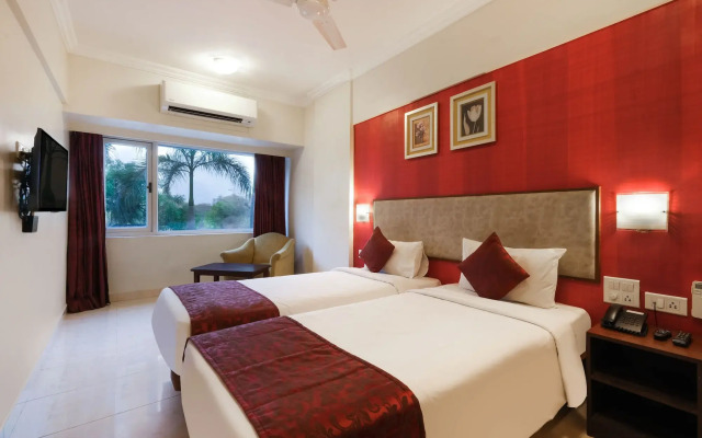 7 Apple Hotel Pimpri Pune