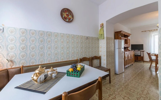 Nice Apartment in Valtura With 2 Bedrooms