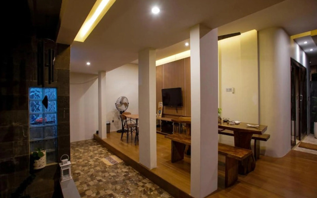 The Ocean Views Luxury Villas & Apartment by ZUZU