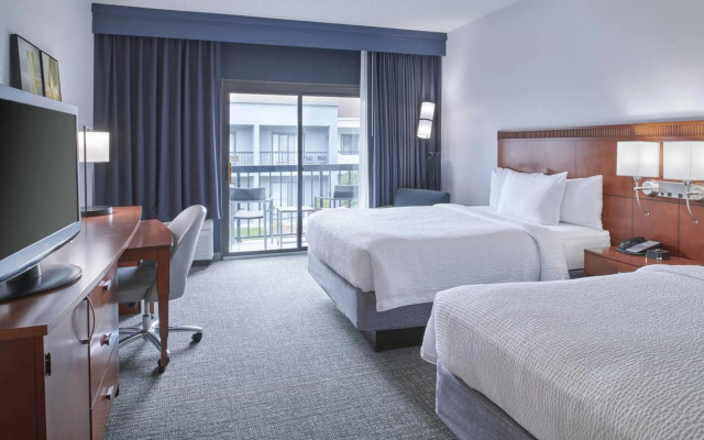Courtyard by Marriott Detroit Troy